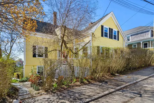 40-R Prospect St #40R, Marblehead, MA 01945