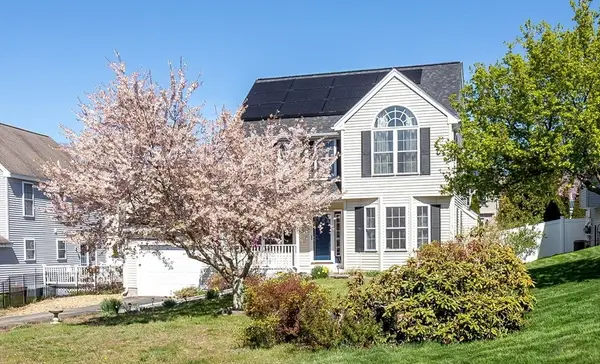 14 Wood Ln, Lawrence, MA 01843