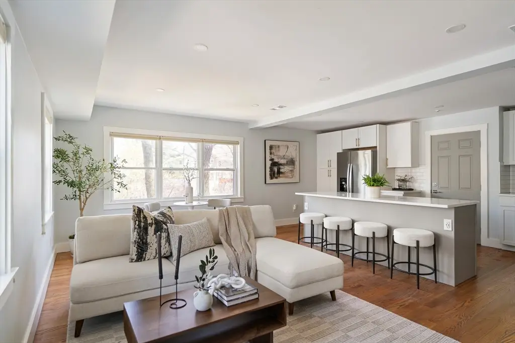 31 Harrison St #B, Boston, MA 02131 - #1