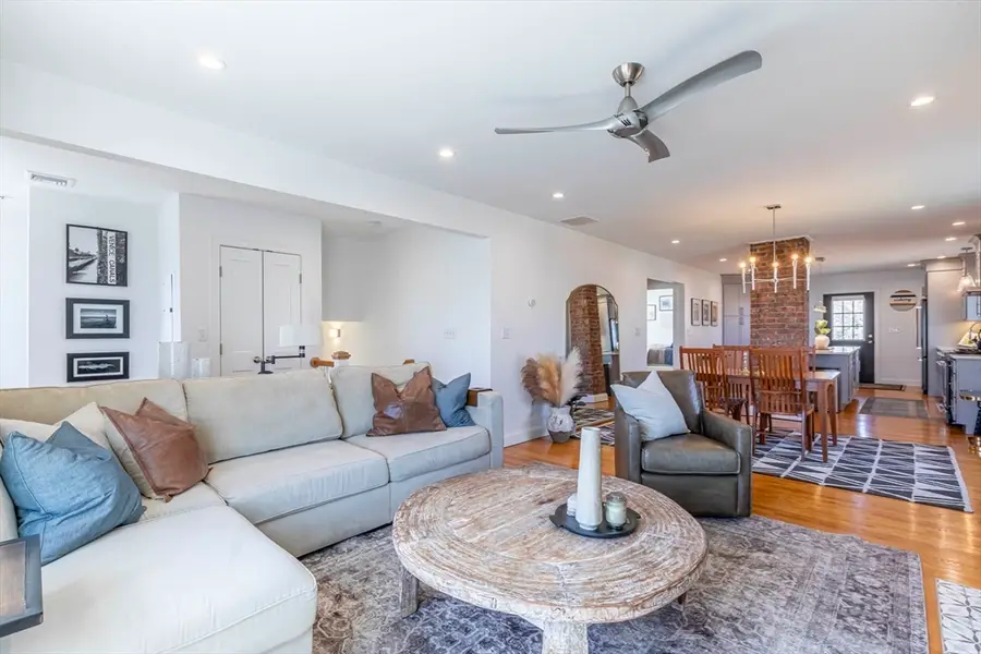 26 Shirley St #B, Winthrop, MA 02152 - #3