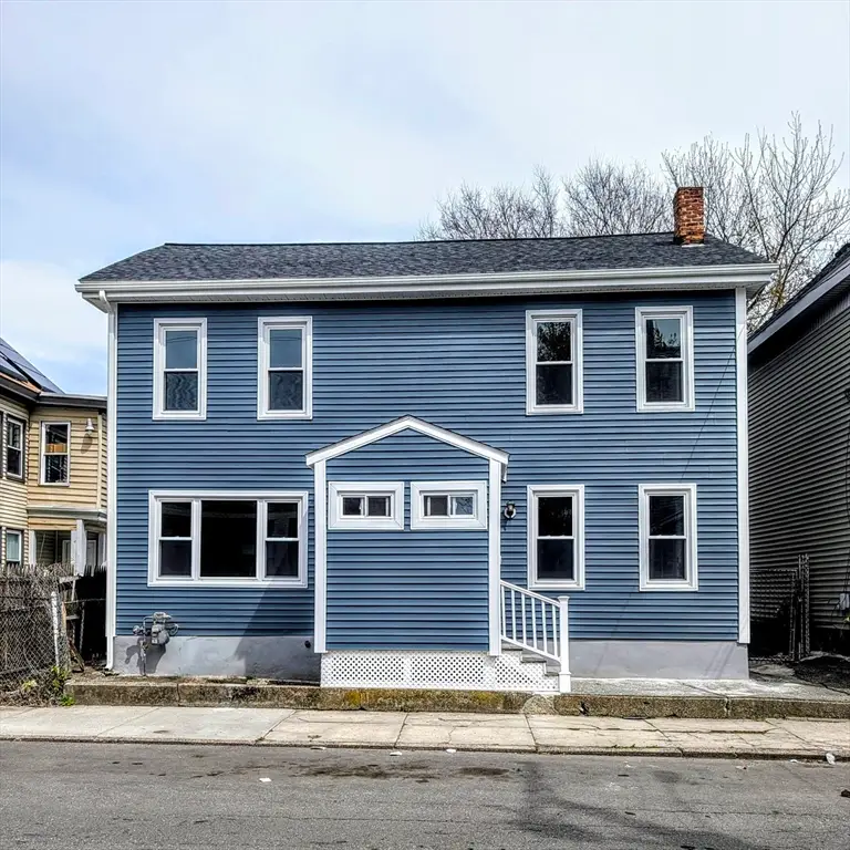 15 Bunkerhill St, Lawrence, MA 01841 - #1