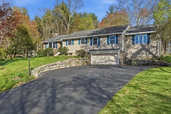 18 Brian Rd, Chelmsford, MA 01824