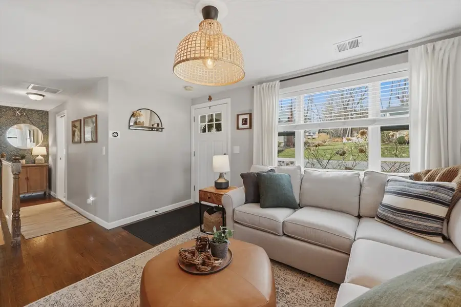 7 Maplewood Road, Shrewsbury, MA 01545 - #3