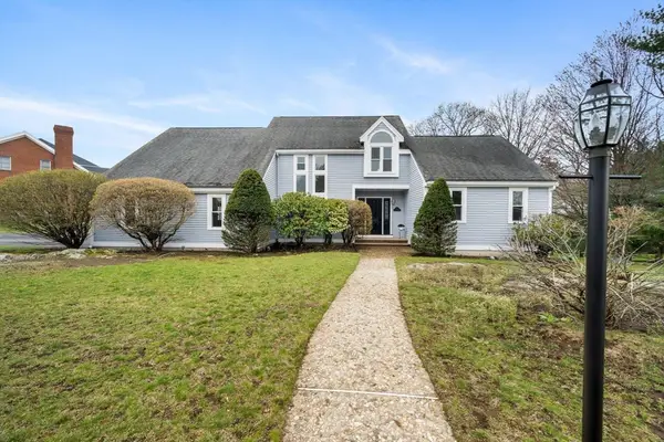 20 Blacksmith Way, Saugus, MA 01906