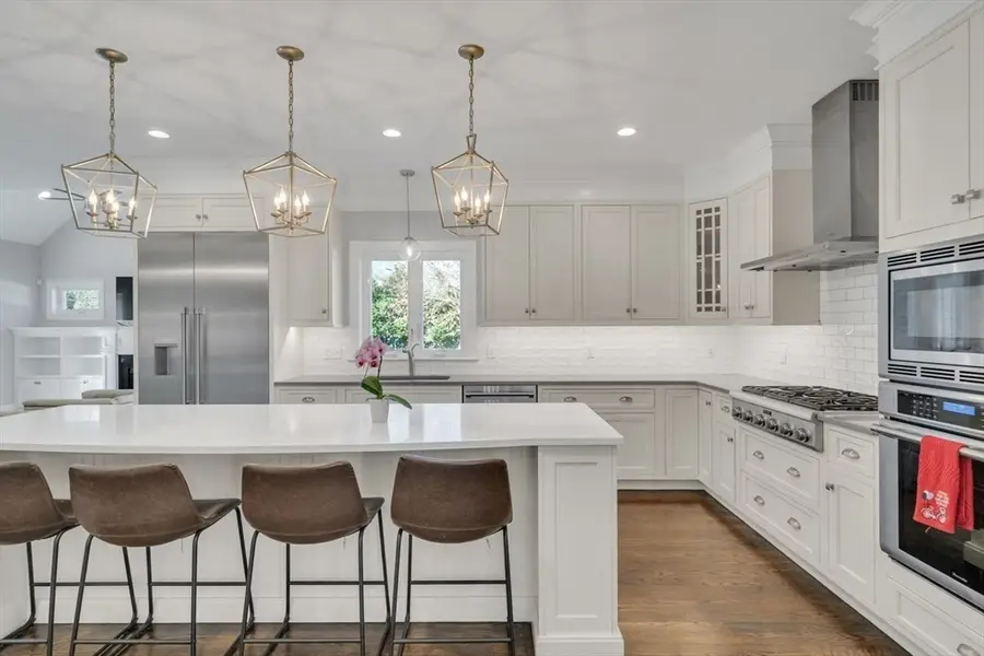 532 Lowell St, Lexington, MA 02420 - #3