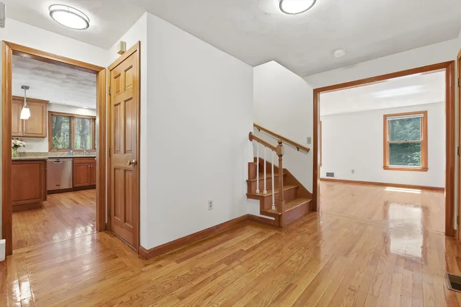 9 Olde Farm Lane, North Reading, MA 01864 - #2