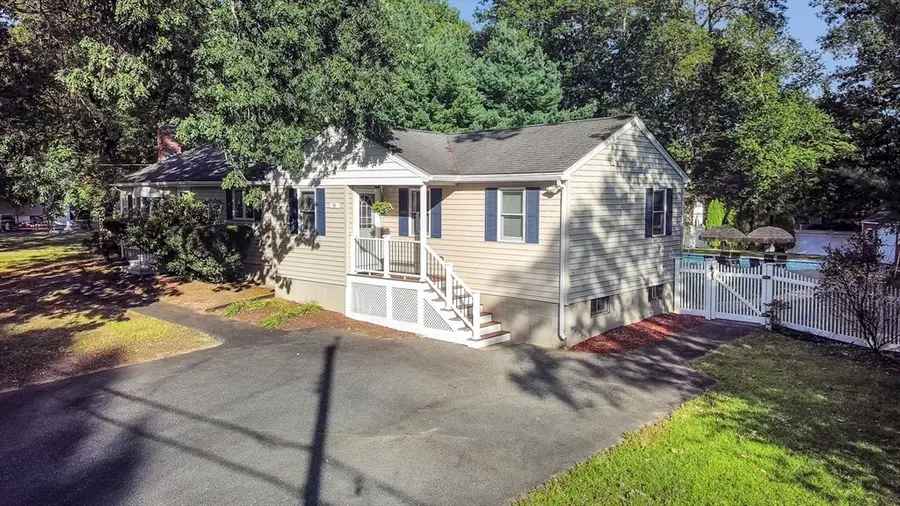 11 Moore St, Wilmington, MA 01887 - #3
