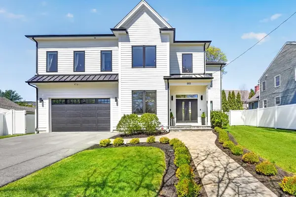 593 Saw Mill Brook Pkwy, Newton, MA 02459