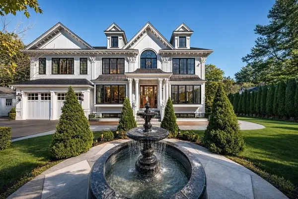48 Marshall Rd, Wellesley, MA 02482
