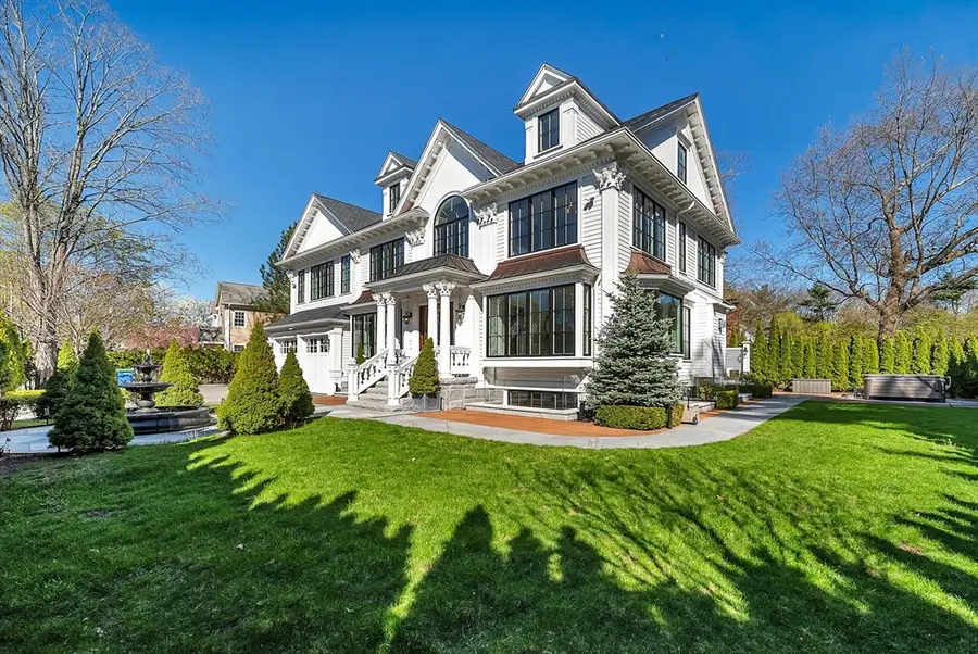 48 Marshall Rd, Wellesley, MA 02482 - #3