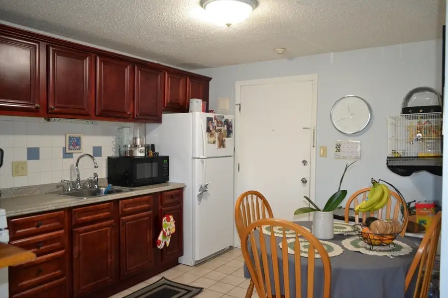 264 East Haverhill #4, Lawrence, MA 01841 - #3