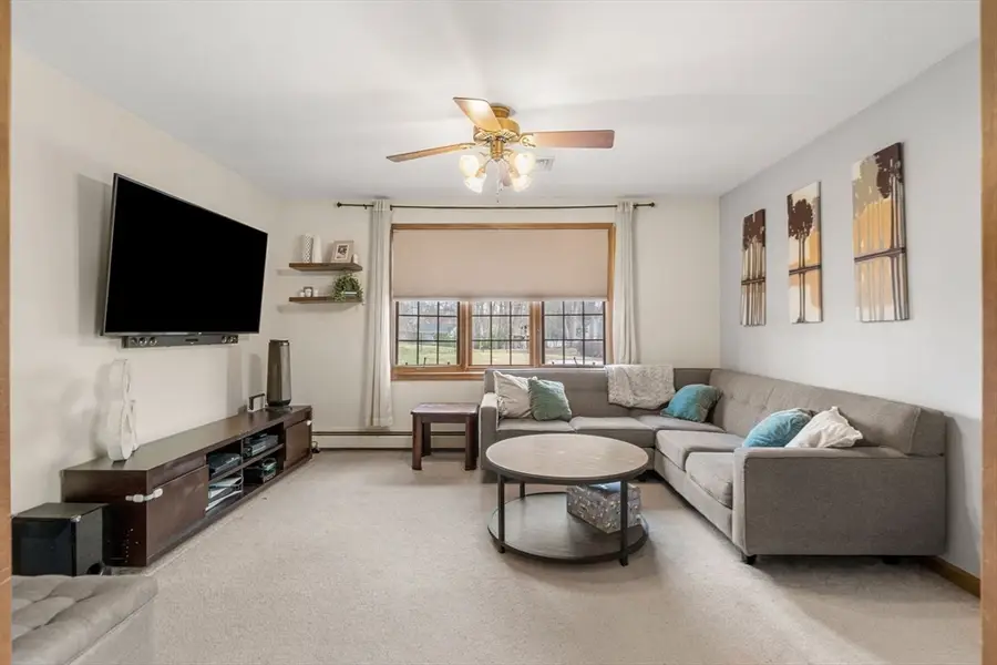 4 Dorianna Cir, Shrewsbury, MA 01545 - #2