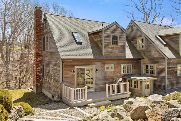 12 Frank Street #B, Rockport, MA 01966