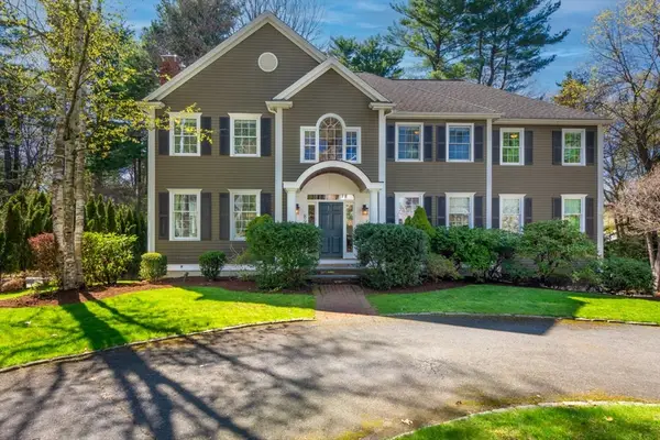 89 Green St, Needham, MA 02492