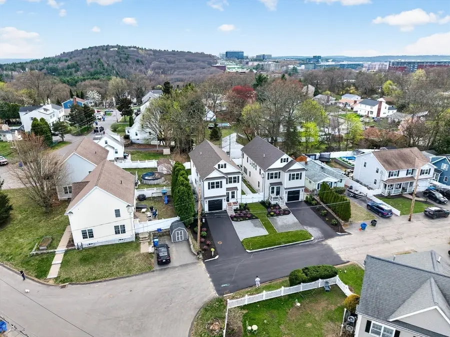 10 Dobbins Street, Waltham, MA 02453 - #3