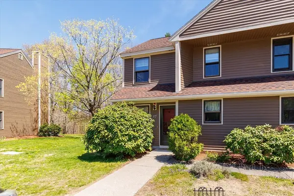 17 Drake Rd #17, Fitchburg, MA 01420