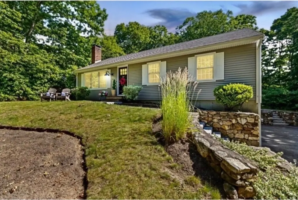 15 Surrey Ln, Sandwich, MA 02563 - #1