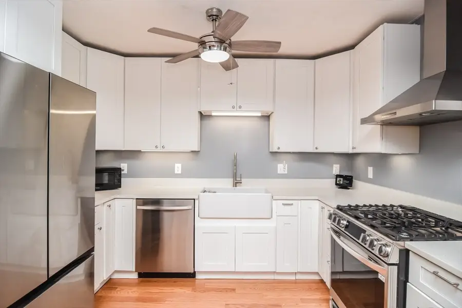 51 Richardson Ave, Dracut, MA 01826 - #2