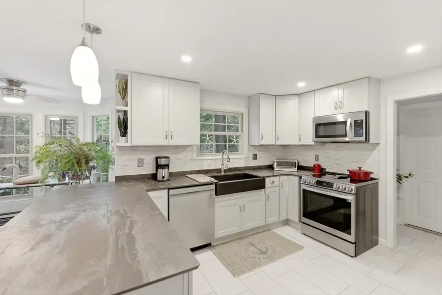 12 Alpine Run Rd, Kingston, MA 02364 - #3