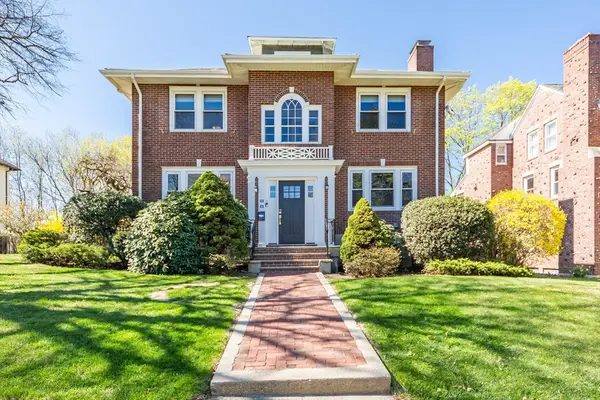 56-58 Washington St, Newton, MA 02458