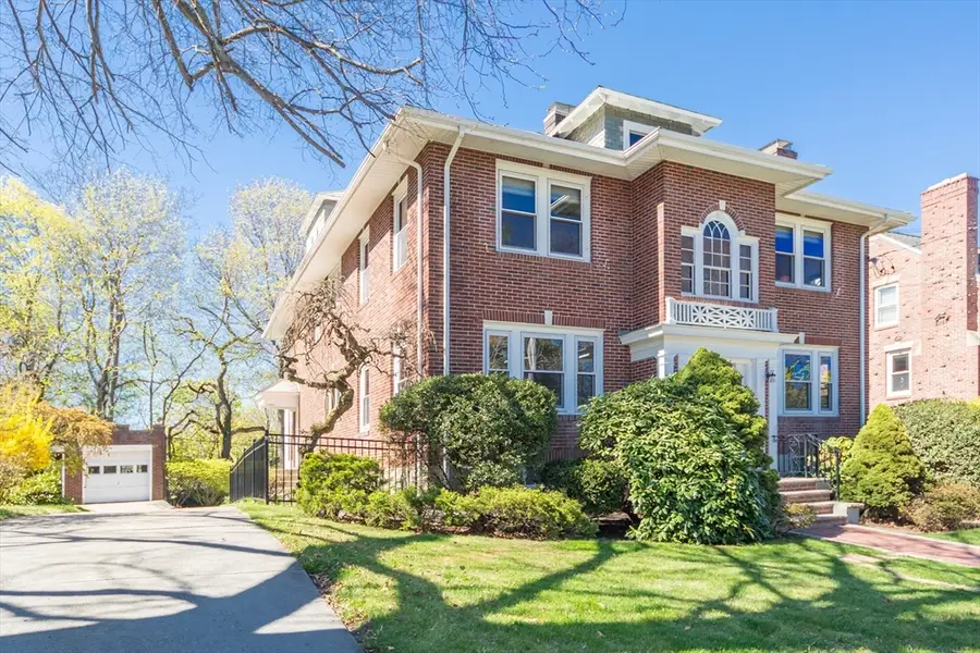 56-58 Washington St, Newton, MA 02458 - #2