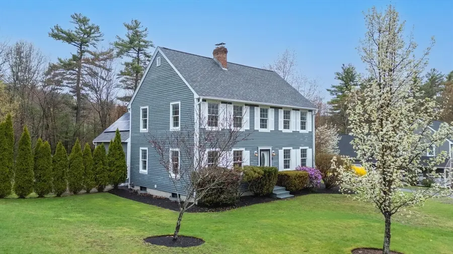 11 Revolution Dr, Leominster, MA 01453 - #2