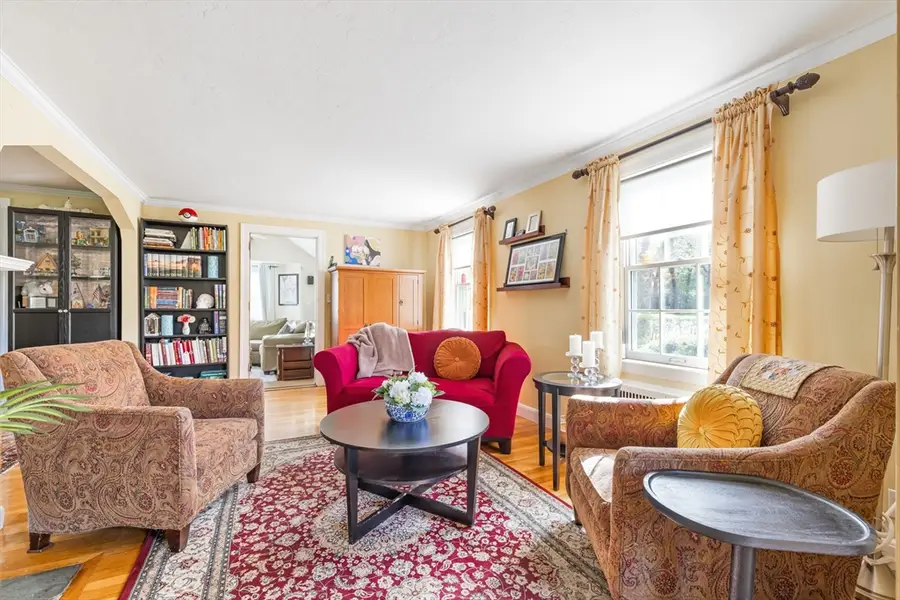 98 Cherry St, Newton, MA 02465 - #3