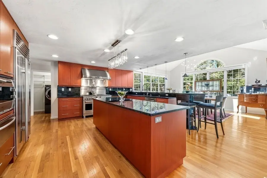 14 Lancelot Ln, Mansfield, MA 02048 - #3