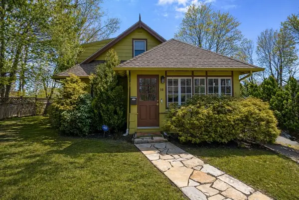 50 Grove Hill Park, Newton, MA 02460