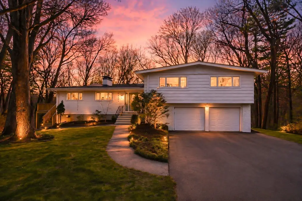 7 Clover Lane, Natick, MA 01760 - #1