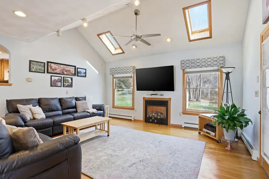 110 Starr Ave, Tewksbury, MA 01876 - #3