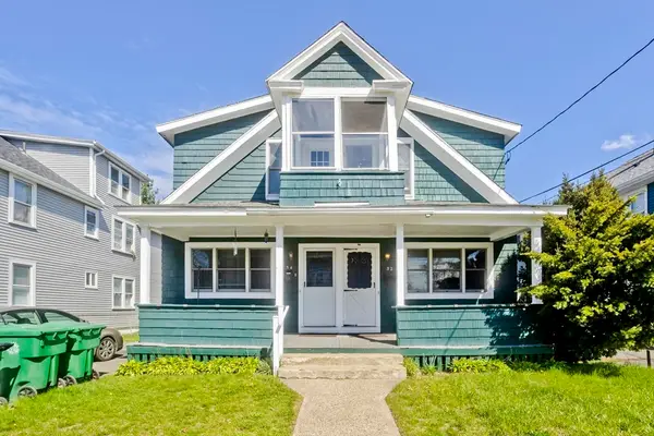 32 Chateaugay St, Chicopee, MA 01020