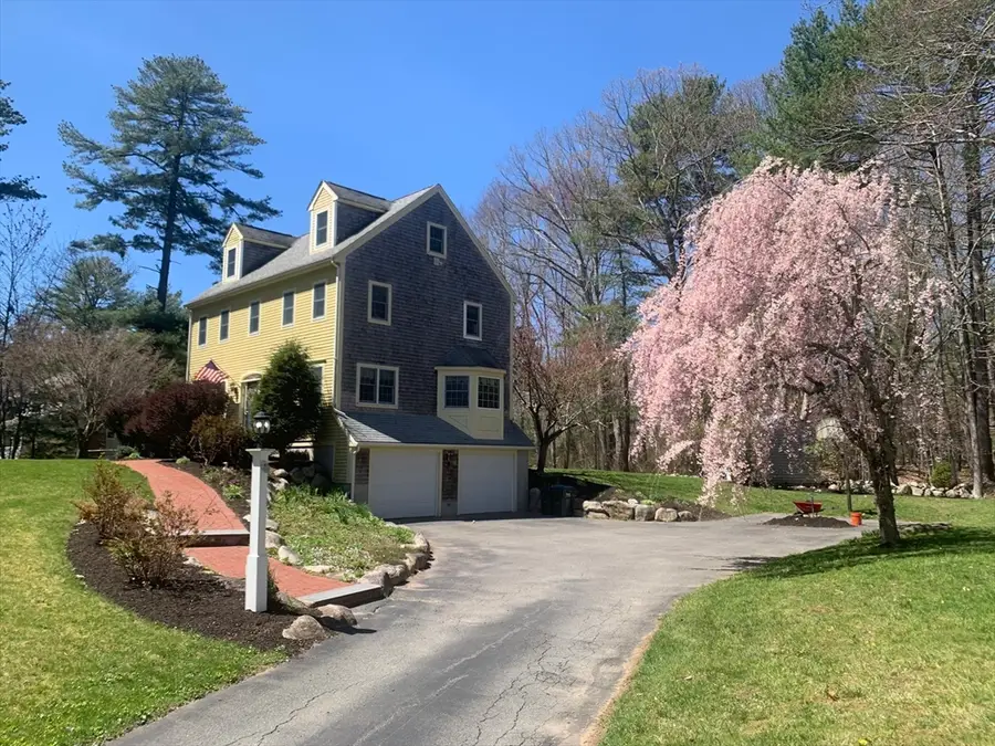 101 River Rd, Hanover, MA 02339 - #2