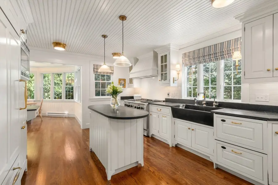 38 Wachusett Rd, Newton, MA 02467 - #3