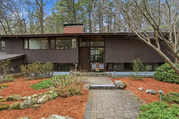 384 River Road, Carlisle, MA 01741