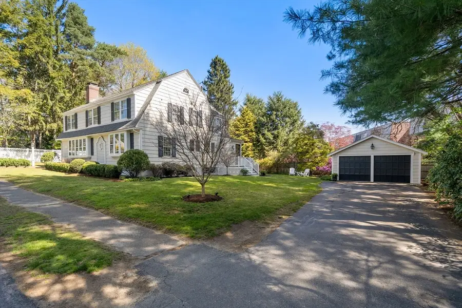 16 Denton Rd, Wellesley, MA 02482 - #2