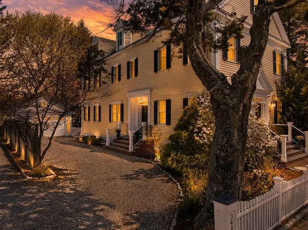 346 High Street #A, Newburyport, MA 01950