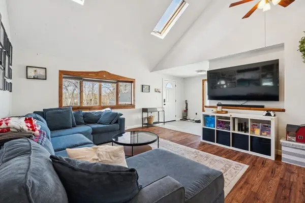 68 Marshall St, Billerica, MA 01821