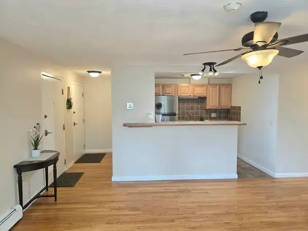 31 Jones Ter #22, Stoughton, MA 02072