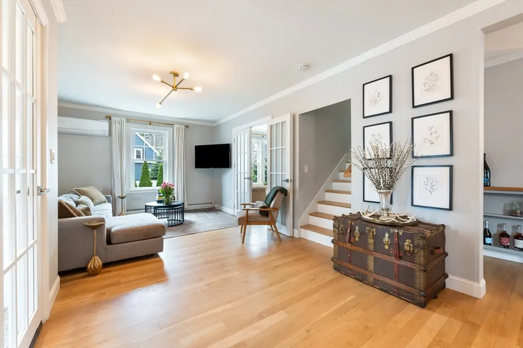 8 Horton St, Saugus, MA 01906 - #1