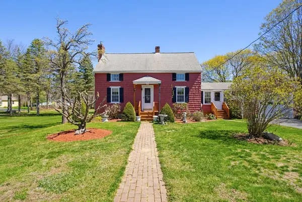 136 Chapel St, Gardner, MA 01440