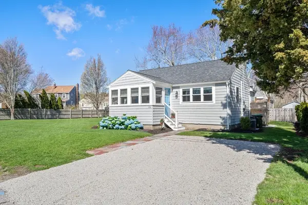 104 Hartford Rd, Marshfield, MA 02050