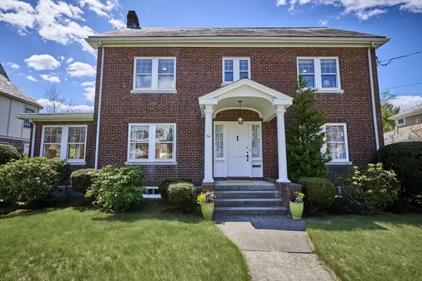 34 Converse Ave, Newton, MA 02458