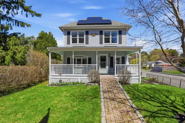 49 Pleasant Street, Manchester, MA 01944