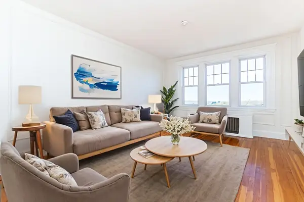 2001 Commonwealth Ave #34, Boston, MA 02135