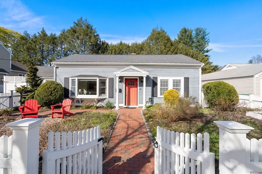 16 Fredette Rd, Newton Center, MA 02459 - #3