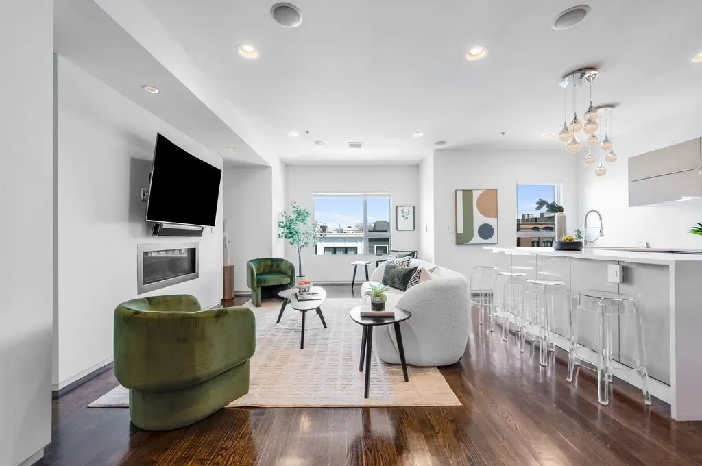 687 E 2nd St #8, Boston, MA 02127 - #1