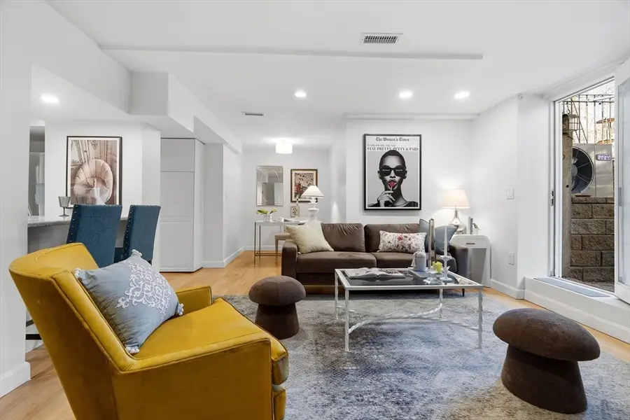 97 Sewall Ave #5, Brookline, MA 02446 - #2