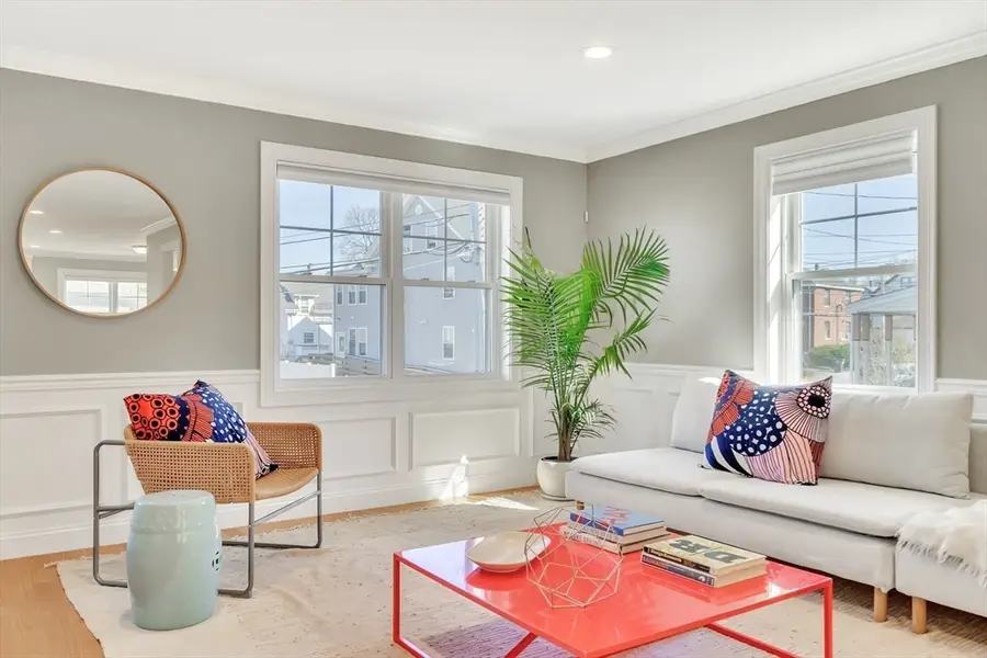 3 Lowell St. #3, Waltham, MA 02453 - #2