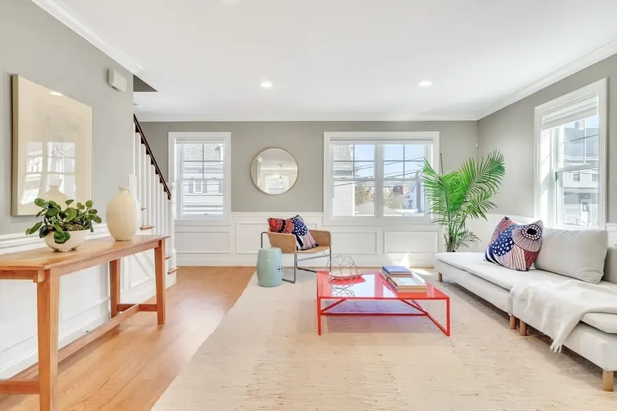 3 Lowell St. #3, Waltham, MA 02453 - #3